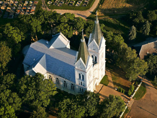 Картинка города католические соборы костелы аббатства