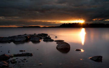 Картинка природа восходы закаты вечер озеро камни