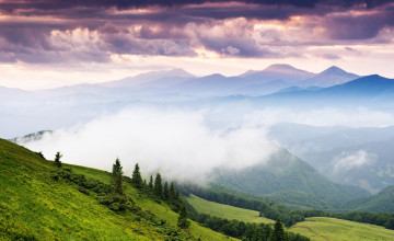 Картинка природа пейзажи горы небо луга долина туман облака