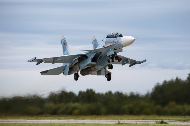 Обои картинки фото авиация, боевые самолёты, sukhoi, su-30