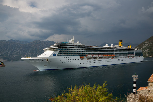 Обои картинки фото costa mediterranea, корабли, лайнеры, лайнер, круиз