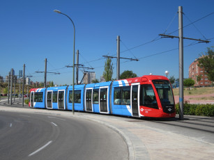 Картинка трамвай техника трамваи мадрид испания улица