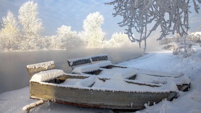 Обои картинки фото корабли, лодки,  шлюпки, зима, деревья, иней, красота, озеро, снег