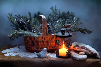 Картинка праздничные новогодние+свечи свеча еловые ветки корзинка