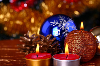 Картинка праздничные новогодние+свечи боке шарик шишки