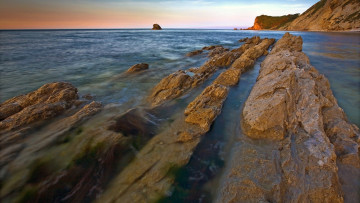 Картинка природа побережье горы восход отмель скалы море