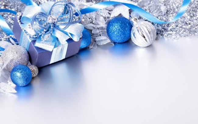 Обои картинки фото праздничные, подарки и коробочки, шары, новый, год, рождество, balls, decoration, christmas, merry, украшения, снег