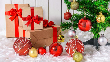Картинка праздничные подарки+и+коробочки подарки шарики ленты банты