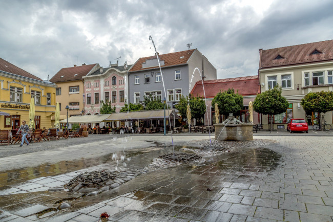 Обои картинки фото trencin, slovakia, города, - фонтаны