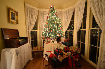 обоя праздничные, Ёлки, комната, дерево, подарки