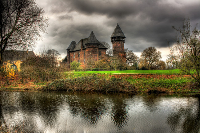 Обои картинки фото германия, krefeld, burg, linn, города, дворцы, замки, крепости, река, замок