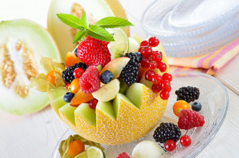 Картинка еда фрукты +ягоды дыня клубник ежевика малина мята смородина