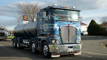 Картинка kenworth+k+108+tanker автомобили kenworth грузовые truck company автобусы сша