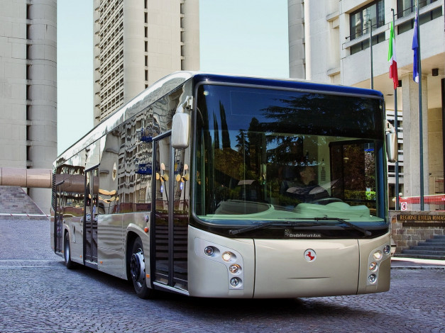 Обои картинки фото автомобили, автобусы, avancity, bredamenarinibus