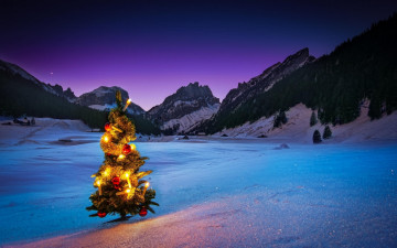 Картинка праздничные Ёлки закат горы снег украшения ёлка небо звезда