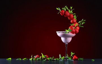 Картинка еда клубника +земляника красная дизайн коктейль листья ягода бокал