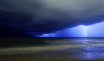 Картинка природа молния +гроза гроза небо вид море