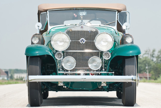 Обои картинки фото cadillac v12 370 a phaeton by fleetwood 1931, автомобили, классика, 1931, 370, cadillac, v12, phaeton, a, fleet, wood