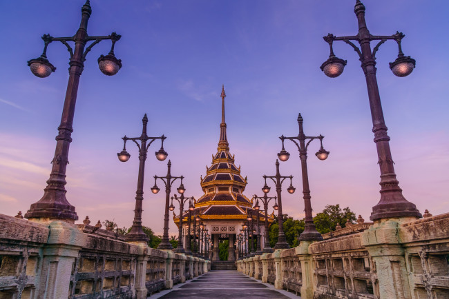 Обои картинки фото chalerm karnchanapisek park  nonthaburi,  thailand, города, - буддийские и другие храмы, мост, храм