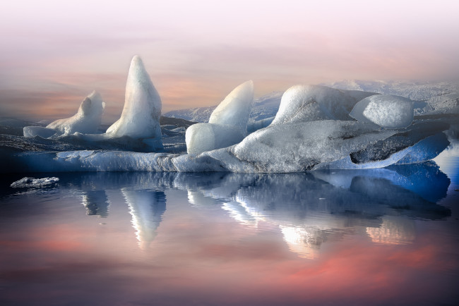 Обои картинки фото природа, айсберги и ледники, лёд, отражения, вода