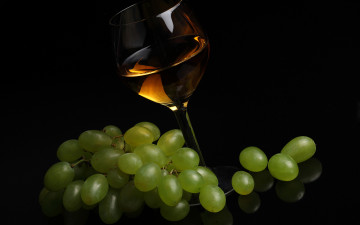 Картинка еда напитки +вино гроздь виноград вино бокал