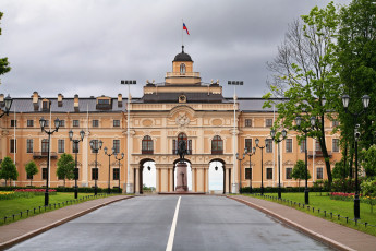 Картинка города санкт-петербург +петергоф+ россия константиновский дворец санкт петербург дорога герб флаг памятник