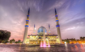 Картинка мечеть селенгор малайзия города мечети медресе подсветка минареты вечер