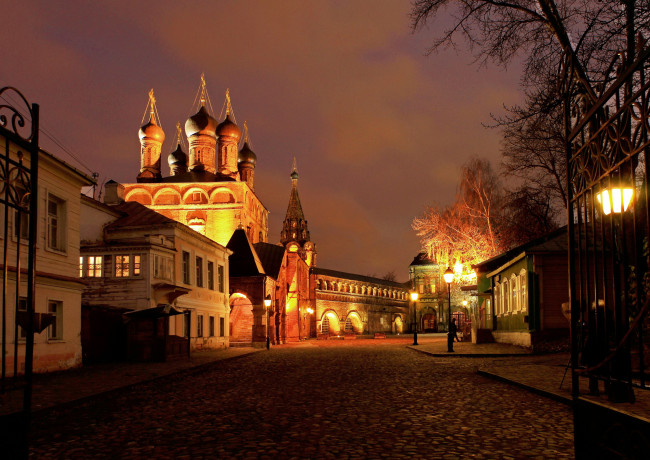 Обои картинки фото крутицкое, подворье, кремль, города, москва, россия, храм