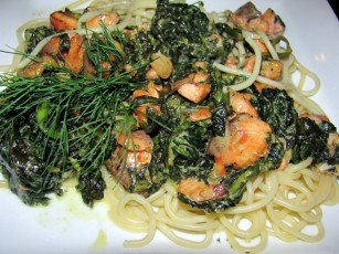 Картинка еда рыбные+блюда +с+морепродуктами макароны шпинат