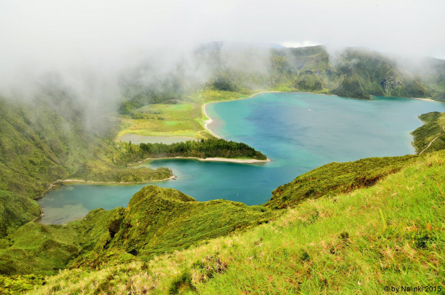 Обои картинки фото природа, реки, озера, озеро, туман, холмы