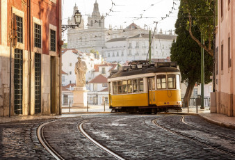 Картинка трамвай техника трамваи лиссабон португалия город