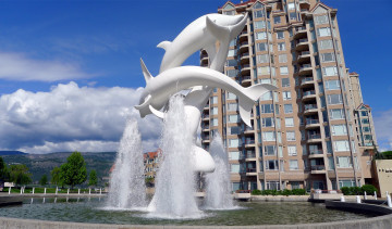 Картинка города -+фонтаны дельфины