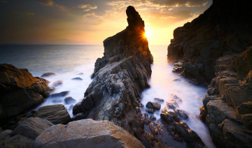 Картинка природа восходы закаты солнце пейзаж берег скалы море рассвет