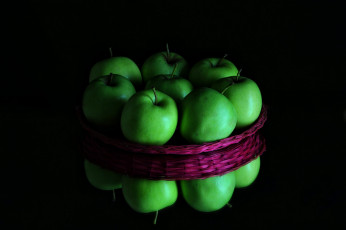обоя еда, яблоки, корзинка, зеленые, отражение