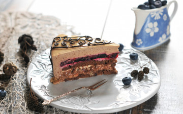 Картинка еда пирожные +кексы +печенье ягоды торт пирожное сладкое десерт dessert sweet джем черника cake