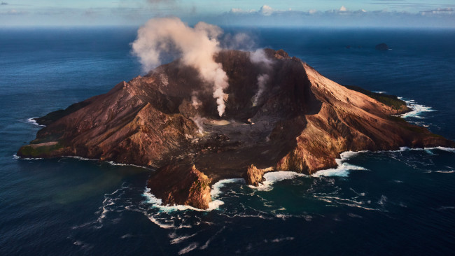 Обои картинки фото природа, побережье, вулкан