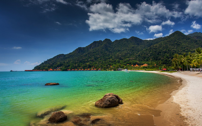 Обои картинки фото langkawi, malaysia, природа, побережье, горы, andaman, sea, лангкави, малайзия, андаманское, море, пляж