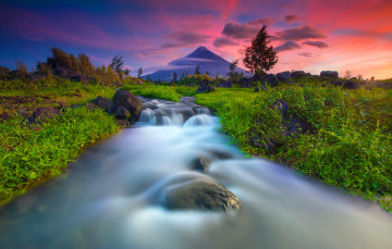 Картинка природа реки озера гора вулкан река ручей поток трава камни небо закат выдержка