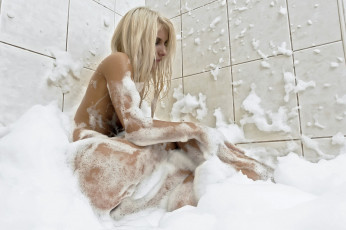 Картинка девушки -unsort+ блондинки jordan a пена ванная блондинка