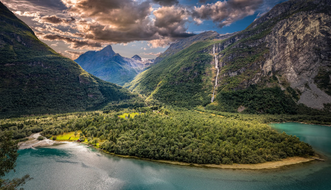 Обои картинки фото природа, реки, озера, озеро, облака, согн-ог-фьюране, викaн, norway, sogn, og, fjordane, vikane, панорама, горы, долина, норвегия