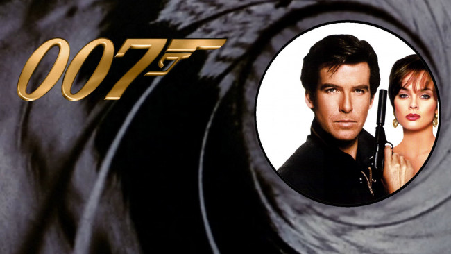 Обои картинки фото кино фильмы, 007,  golden eye, джеймс, бонд, девушка, пистолет