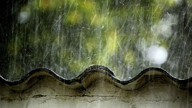 Обои картинки фото разное, капли, брызги, всплески, крыша, дождь, шифер
