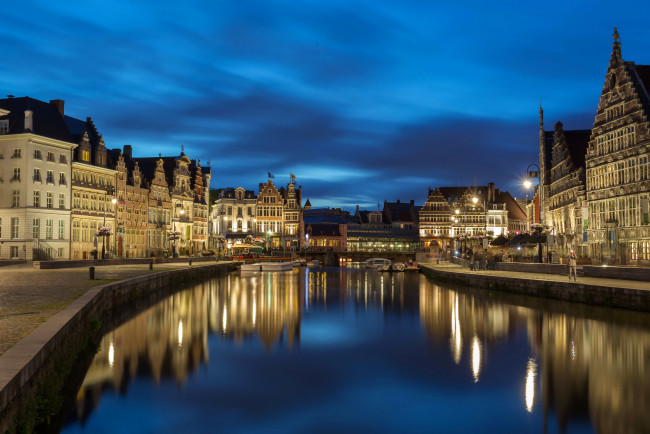 Обои картинки фото гент, бельгия, города, огни, ночного, канал, мост, дома, ночь
