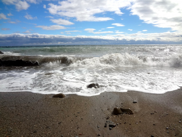 Обои картинки фото природа, побережье, пена, прибой, волны, море, камни, берег