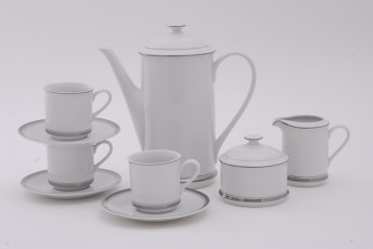 Картинка разное посуда столовые приборы кухонная утварь фарфор чайник тарелочки чашки сервиз