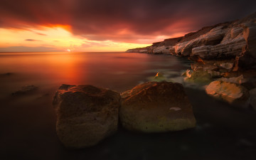 Картинка природа восходы закаты побережье скалы закат океан камни