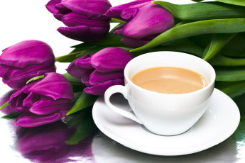 Картинка еда кофе +кофейные+зёрна блюдце тюльпаны чашка