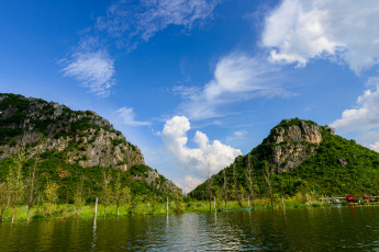 Картинка природа горы озеро облака