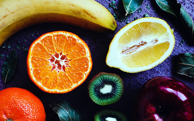 Обои картинки фото еда, фрукты,  ягоды, банан, апельсин, киви, яблоко, лимон
