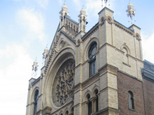Картинка города католические соборы костелы аббатства